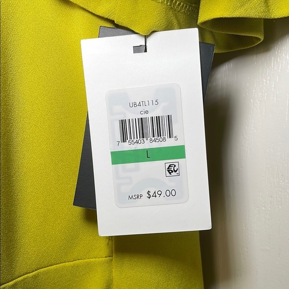 DKNY Yellow/Green Ruched Flared Short Sleeve Blouse sz L - Picture 3 of 5